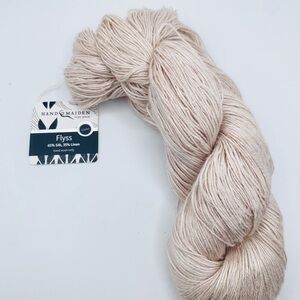 Hand Maiden Flyss silk and linen yarn